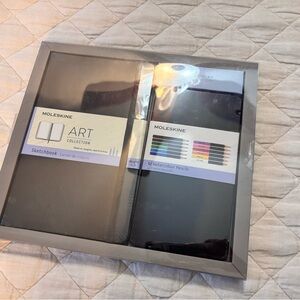 Moleskine Art Collection Coloring Kit with Sketchbook and Watercolor Pencils